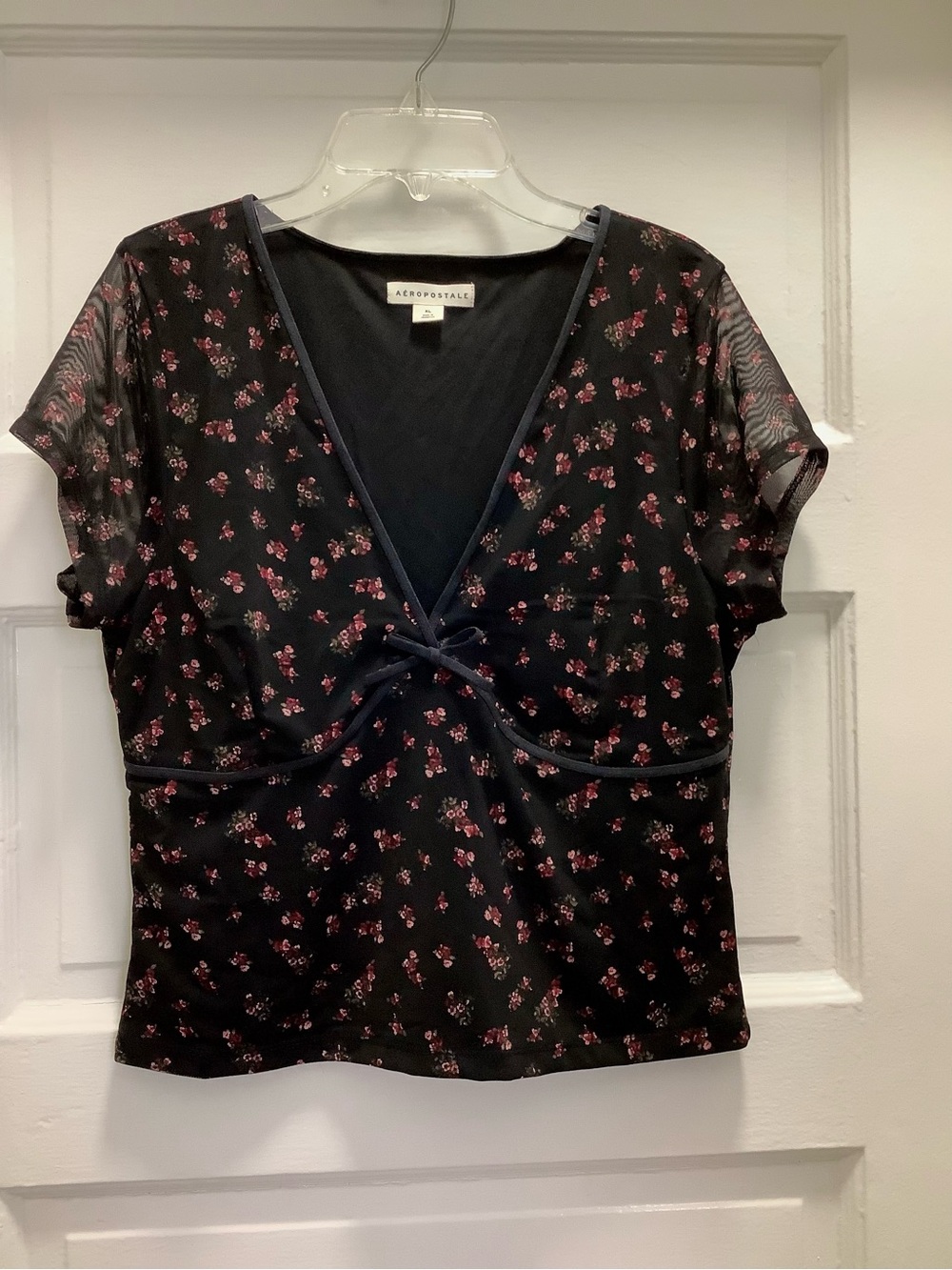 Aeropostale Black Floral Mesh Short Sleeve Tie-Front Top (Sz XL) NWOT - Picture 2 of 10